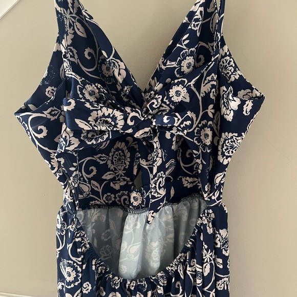 Cupshe Floral Dress - Picture 12 of 16